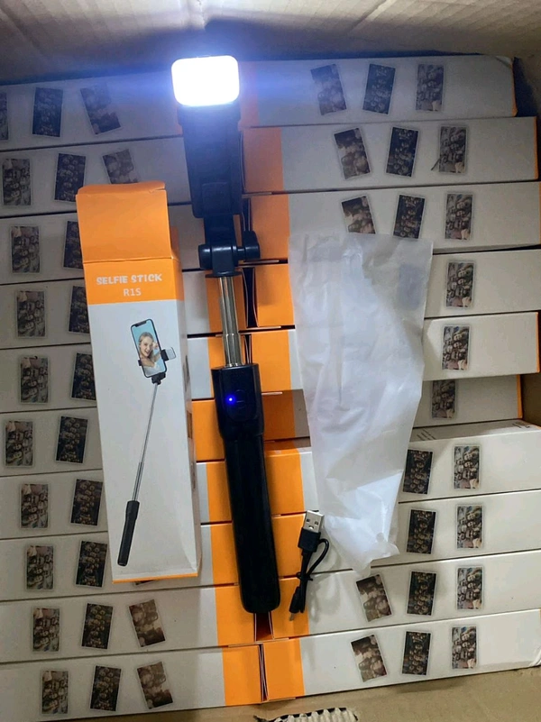 R1S SELFIE STICK 