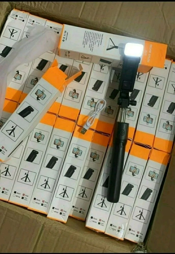 R1S SELFIE STICK 
