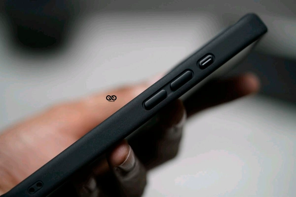 Iphone 16 Pro Cover Magsafe Black
