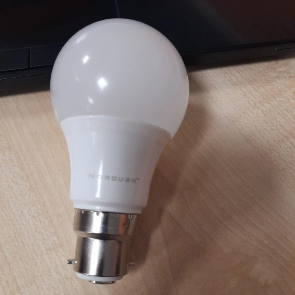 Led Bulb 9 Wat