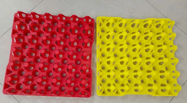 PLASTIC EGG TRAY (3RD QUALITY) - Green