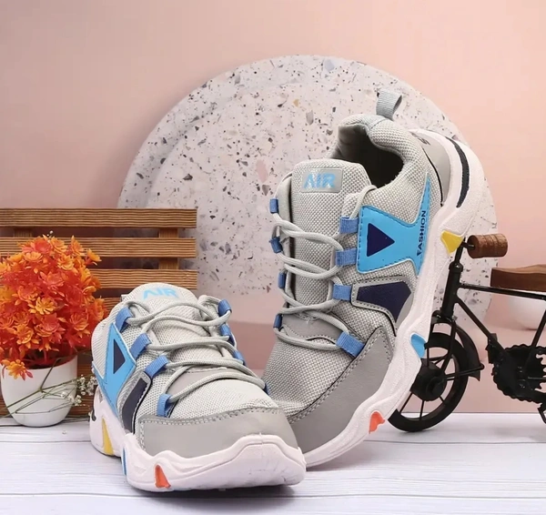 Stylish sports shoes for men and women| 14270808 - UK 8