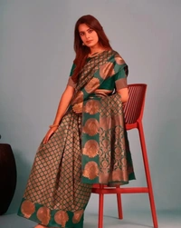 Alluring Art Silk Jacquard Saree with Blouse piece 20838075