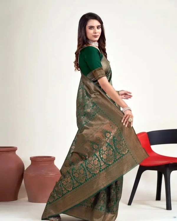 Alluring Art Silk Jacquard Saree with Blouse piece 20838073