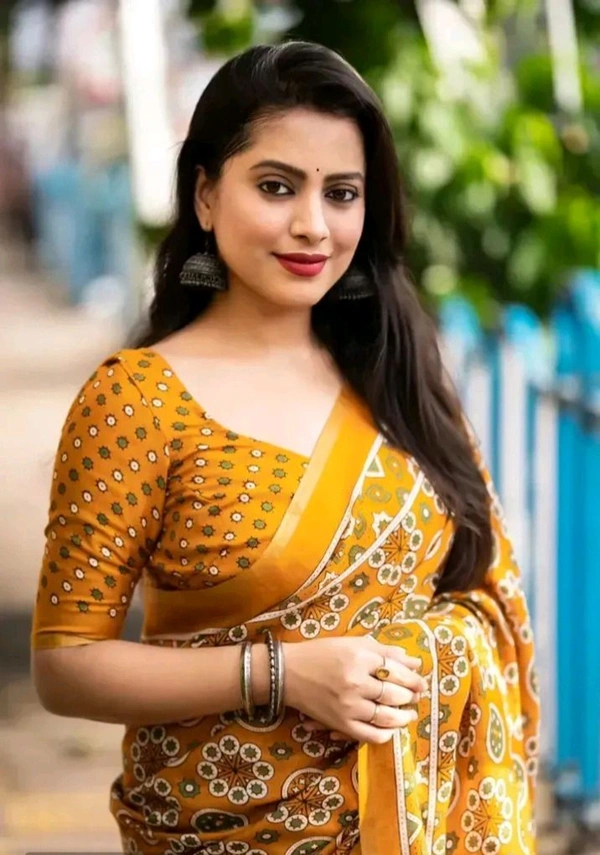 Classic Mulmul Cotton Saree with Blouse piece For Women 26025914