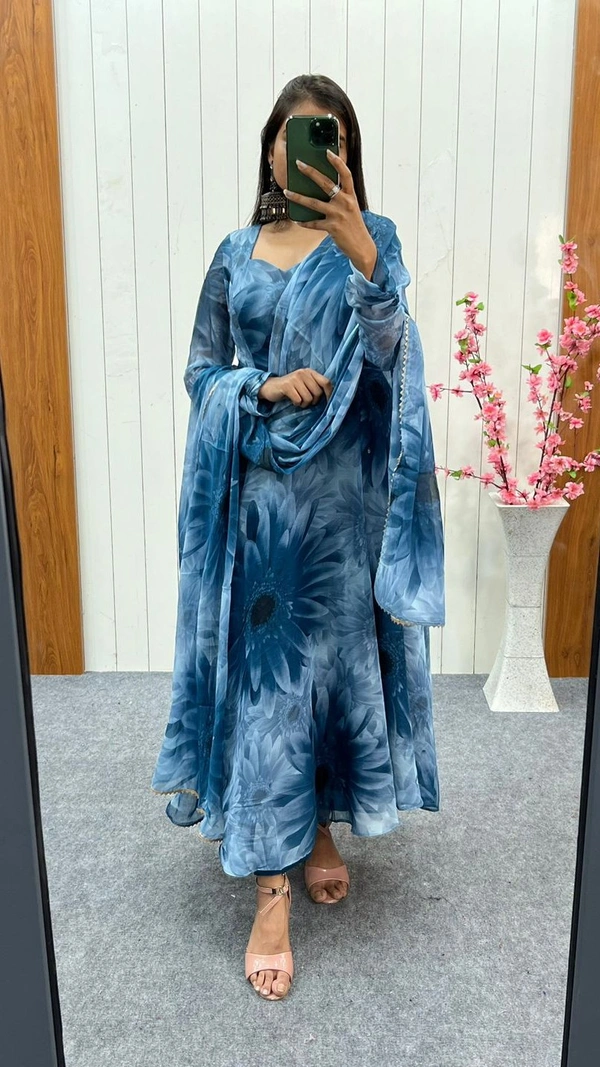Antique Fashion 1 GOWN FOR WOMEN DUPPTA FULL SET WITH PENT  - S (36)