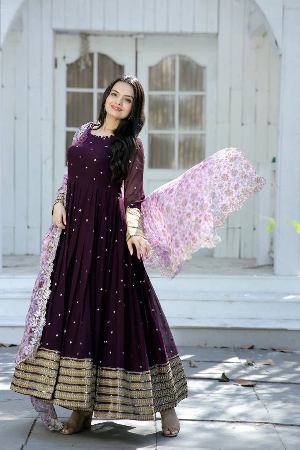 Antique Fashion 1 PREMIUM DESIGNER READYMADE GOWN COLLECTIONS - L (40), wine