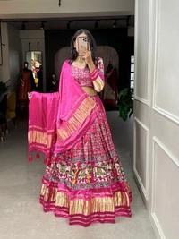 Antique Fashion 1 Raise up your style with this Ravishing gaji silk lehenga to vibrant your look at wedding and navratri. ni
