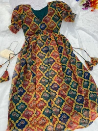 Antique Fashion 1 *Kurti* fresh nayra cut padded Kurtis of digital printed Georgette fabrics with side slit open - X's (34)