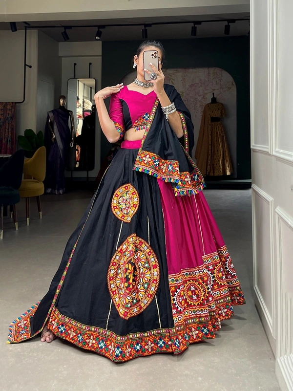Antique Fashion 1 The elegance of tradition and garba vibes with this gamthi work pink chaniyacholi adorn with colorful kodi lace border to glamour yourself as navratri lover💞🤍