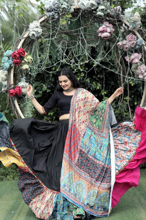Antique Fashion  Attractive Reyon Lehenga Choli Dupatta Set