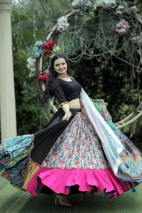 Antique Fashion 1 Attractive Reyon Lehenga Choli Dupatta Set