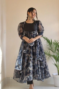 Antique Fashion 1 Anarkali suit* - Digital printed Georgette suit with huge flair 🌸 - Xl (42)