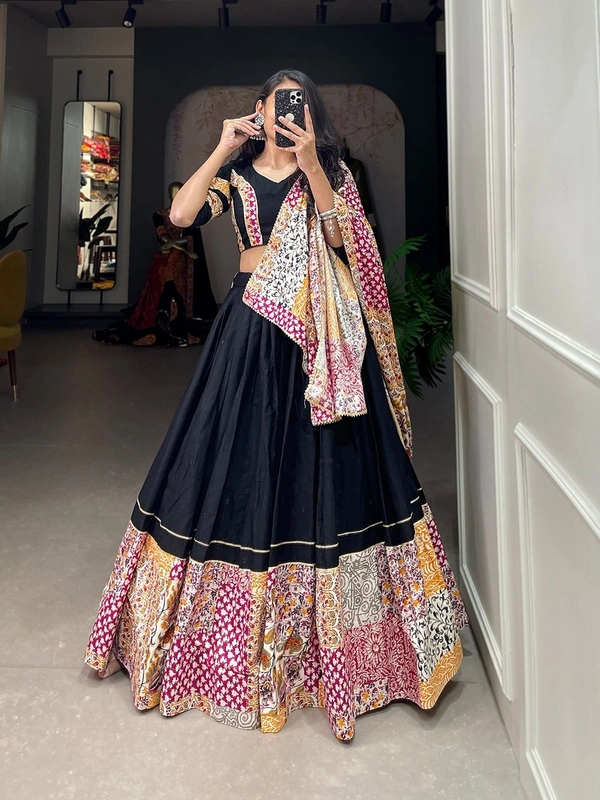 Antique Fashion 1 Embracing the delicate printed details in your garba choli to create most authentic yet classy navratri look for you 