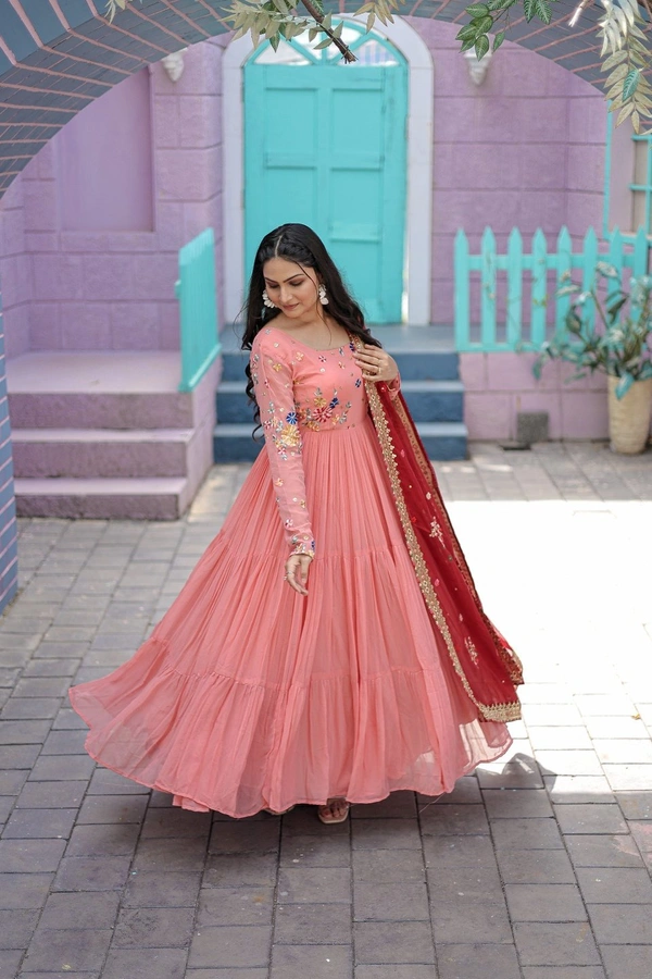 Antique Fashion  💃🏼 *Faux Georgette Gown with Russian silk Dupatta With Adorable Embroidered thread work.* 🥰 - S (36)