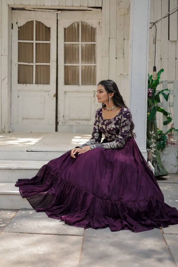 Antique Fashion 1 Faux Blooming gown with Viscose Diable Jacquard With Sequins  Embroidered Work, women can combine the best parts of western and Indian wear into one stunning ensemble.* - Xxl (44)