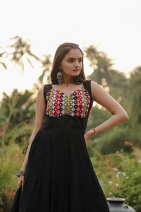 Antique Fashion 1 💃🏻 *NAVRATRI COLLECTIONS-2023* 🤳