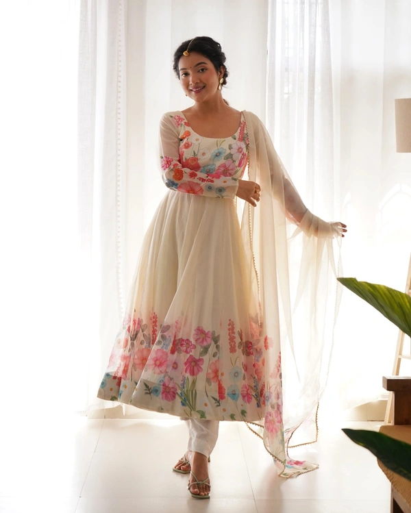 Antique Fashion  REAL MODELING PURE SOFT ORGANJA SILK FABRIC FULLY FLAIR KALI PATTERN AND CANVAS PATTA WITH DUPPTA SET ,PENT READY TO WEAR* - X's (34), cream