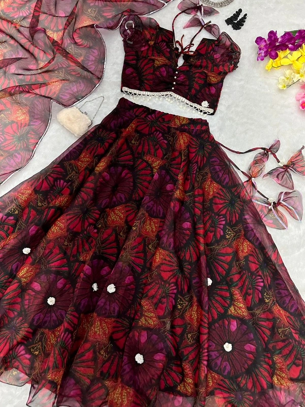 Antique Fashion 1 lehnga Choli * -  Pure organza silk digital printed lehnga with knitted flowers. 8mtr flair lehnga with canvas patta