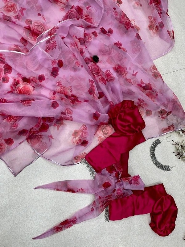 Antique Fashion  Saree Blause     Pure organza silk digital printed saree with designer lace border  