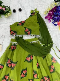 Antique Fashion 1 *lehnga* -  Pure Jimmy organza silk digital printed lehnga .  8mtr flair lehnga with canvas patta 🌸