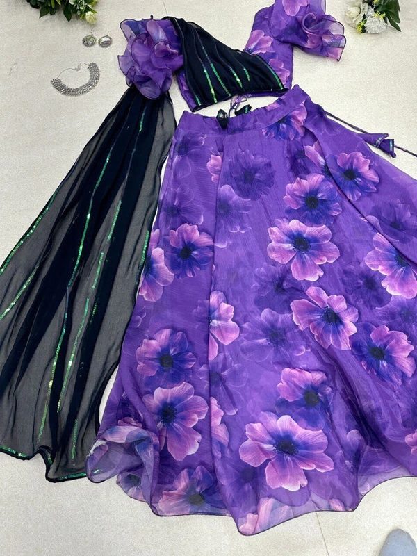 Antique Fashion  *lehnga* -  Pure Jimmy organza silk digital printed lehnga .  8mtr flair lehnga with canvas patta 🌸