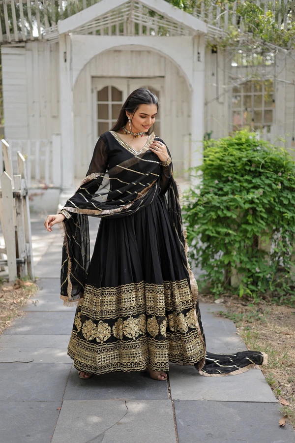 Antique Fashion  Faux Blooming Gown with Dupatta With Attractive Embroidered Sequins work with Lace Border - Black, S