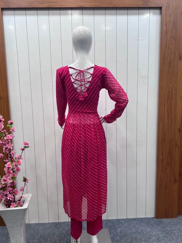Antique Fashion  PRESENTING  LUXURIES BEAUTIFUL ALL NEW RANI  SIDE SLIT KURTA SUIT SET DUPPTA WITH PENT PAIR  - M (38)