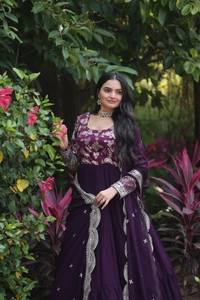 Antique Fashion 1 Faux Blooming gown with Viscose Dyable Jacquard With Sequins Embroidered Work Faux Blooming Dupatta  it will enhance can combine the best parts of western and Indian wear into one stunning ensemble - wine, L (40)