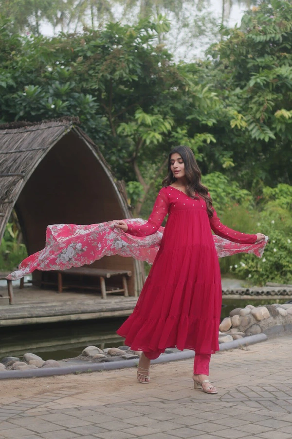 Antique Fashion  Anarkali Suits  - rani, L (40)