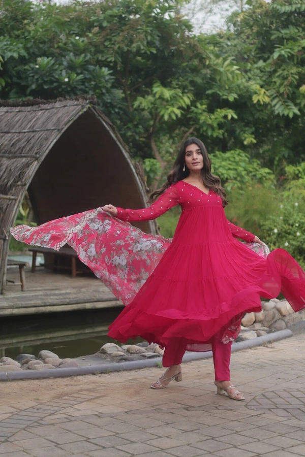 Antique Fashion  Anarkali Suits  - rani, M (38)