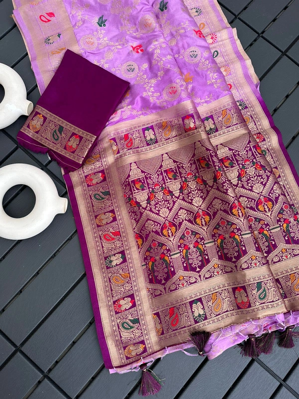 Antique Fashion  Exclusive heavy silk for  summer Bridal collection heavy viscose silk pattern  pattern in Banarsi zari weave 