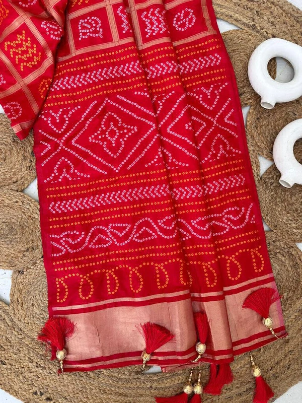 Antique Fashion  Exclusive heavy khadi  silk for  upcoming  festive season heavy   pattern in gold zari weave  and thread  weave patola pattern - Red