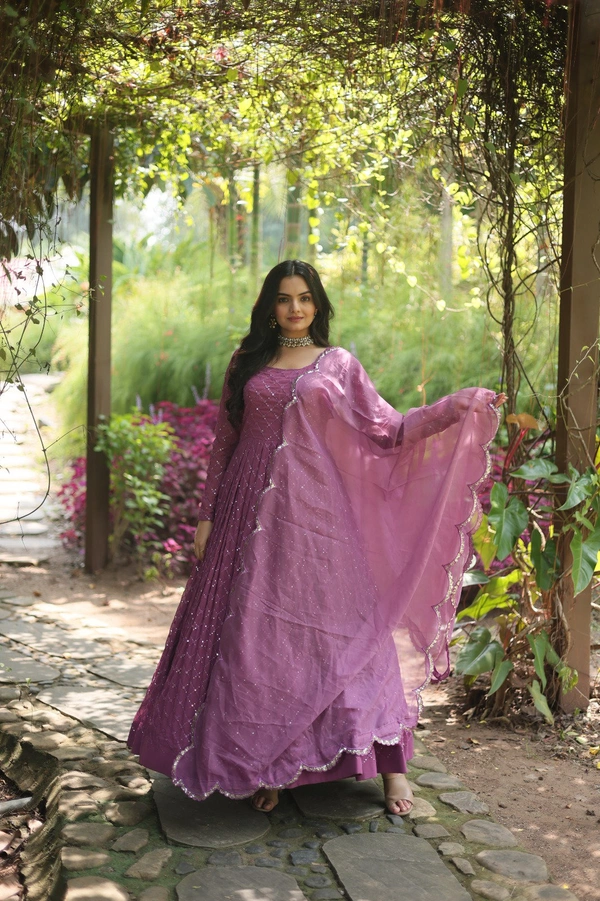 Antique Fashion 1  PREMIUM READYMADE GOWN COLLECTIONS  - Onion, S (36)