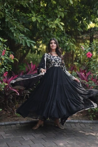 Antique Fashion 1 Faux Blooming gown with Viscose Dyable Jacquard With Sequins Embroidered Work Faux Blooming Dupatta  it will enhance can combine the best parts of western and Indian wear into one stunning ensemble - Black, L (40)