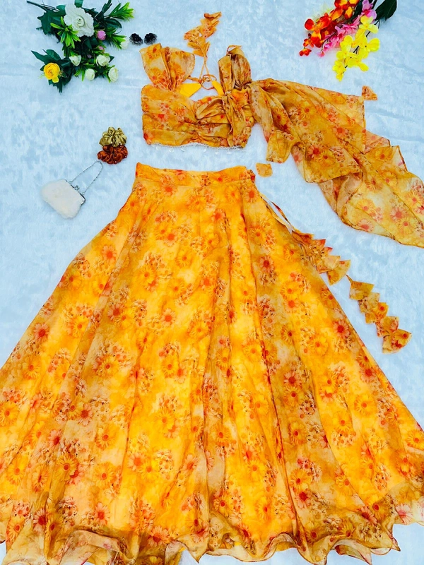 Antique Fashion  You gonna love elegance with Modern touch ,Here we Presenting Exclusive Real shoot Design 🌸