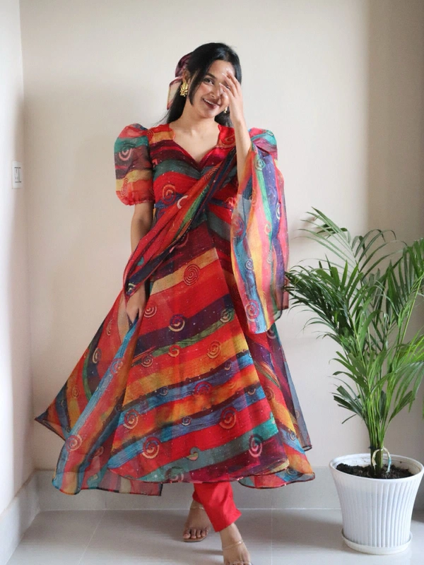 Antique Fashion  You gonna love elegance with Modern touch, Here we Presenting Exclusive Real shoot Design 🌸 - Xl (42)