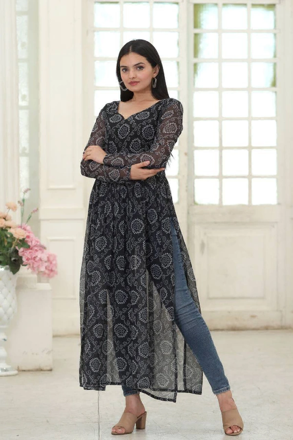 Antique Fashion 1 Nayra cut Kurtis are the best way to stay comfortable and stylish at the same time.*❤️ - S (36), Black