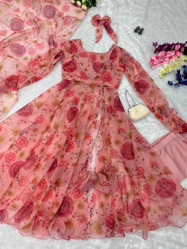 Antique Fashion 1 You gonna love elegance with Modern touch, Here we Presenting Exclusive Real shoot Design 🌸 - Xl (42)