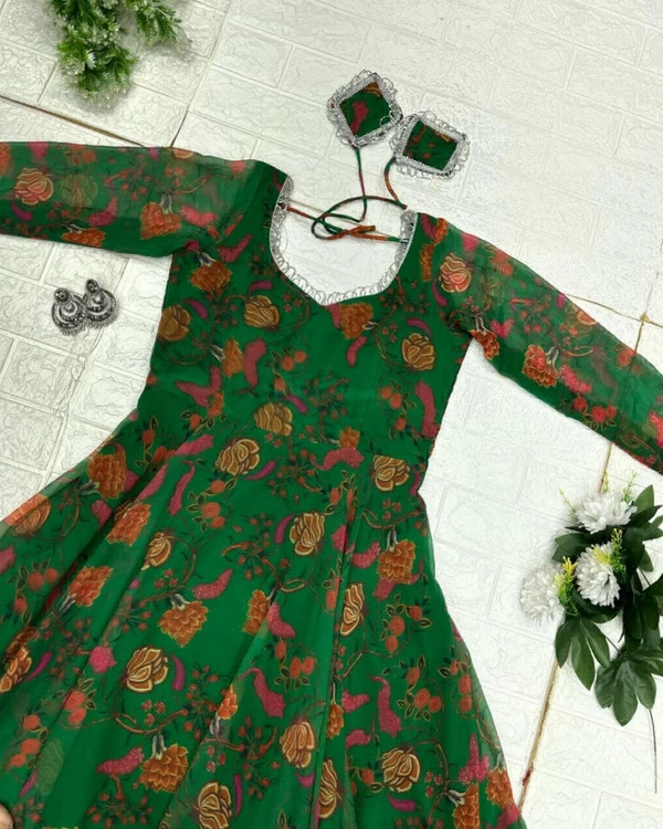 Antique Fashion 1 You gonna love elegance with Modern touch  Here we Presenting Exclusive Real shoot Design  - Xl (42)