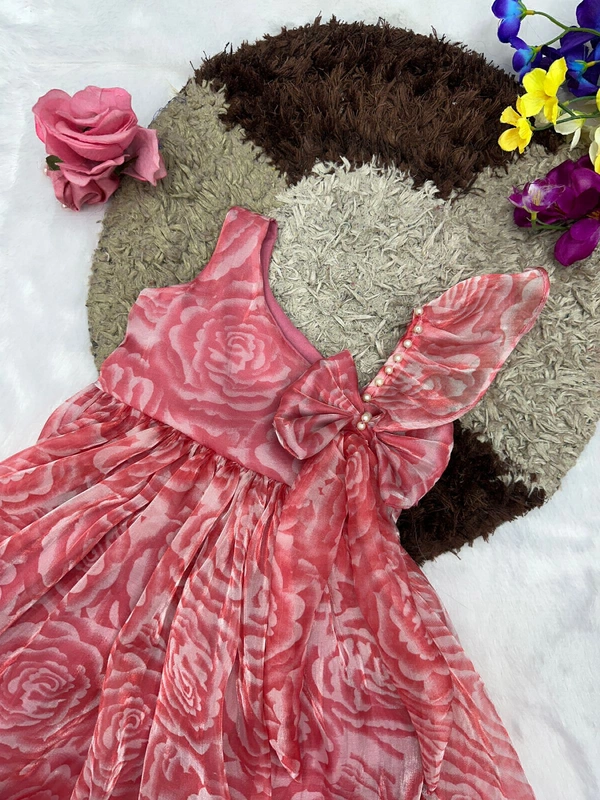 Antique Fashion  You gonna love elegance with Modern touch Here we Presenting Exclusive Real shoot Design   - 3-5 Year