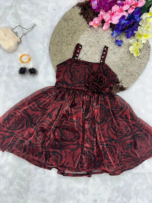 Antique Fashion  You gonna love elegance with Modern touch  Here we Presenting Exclusive Real shoot Design   - 4-6 Year