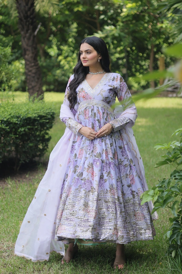 Antique Fashion 1 🤳🏻 Premium Designer Readymade Gown-Dupatta Collections - mahendi