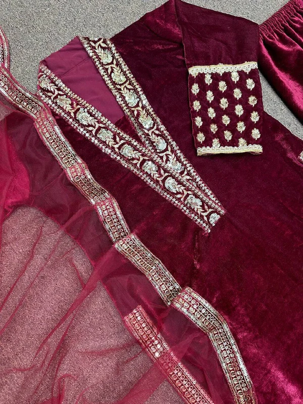 Antique Fashion  FABRIC  Heavy viscose velvet  WORK fancy Embroidery 5mm sequence work Both side work SLEEVE Full Sleeve With Embroidery And Lace work    INNER  Micro Cotton    Bottom FABRICE  Heavy viscose velvet                  DUPATTA FABRICE Butterfly Net   WORK embroidery work   lace border  Bottom Length 40 42 inc Top Length  5 - M (38)