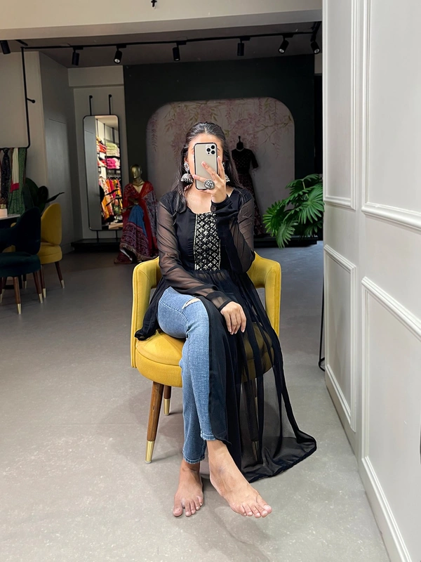 Antique Fashion 1 Get ready to look gorgeous on your classic event with vibrant color nayra cut kurti. - Black, M (38)