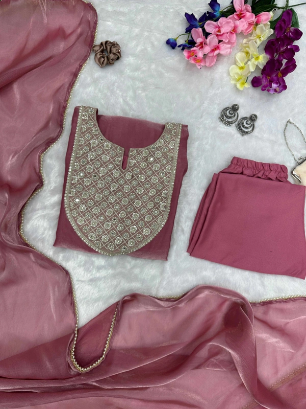 Antique Fashion 1 You gonna love elegance with Modern touch, Here we Presenting Exclusive Real shoot Design  - Xl (42)