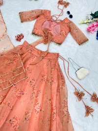 Antique Fashion 1 You gonna love elegance with Modern touch ,Here we Presenting Exclusive Real shoot Design special for haldi 🌸