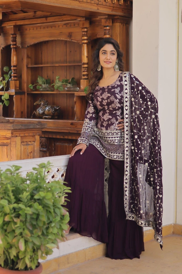 Antique Fashion   Ghararasuit  - wine, S (36)