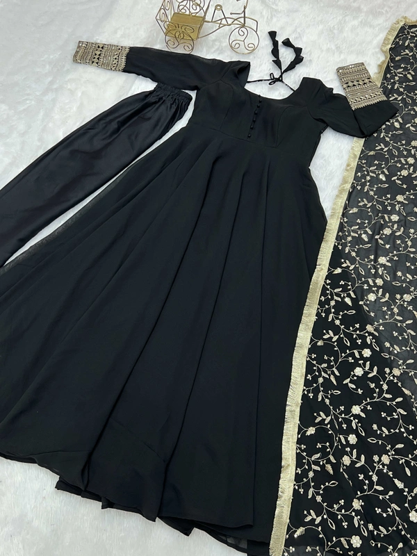 Antique Fashion  Anarkali Gown Suit  - Xxxl (46), Black