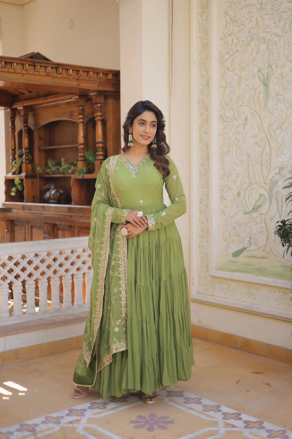Antique Fashion 1 GOWN WITH DUPATTA - parrot green, Xxl (44)